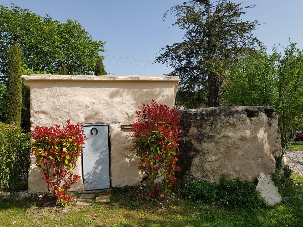 Bed and Breakfast Le Mas De La Calade Aix-en-Provence Exterior foto